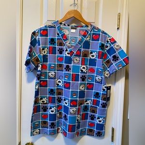 Remedy animal scrub tunic top multi color. NEW Size Small